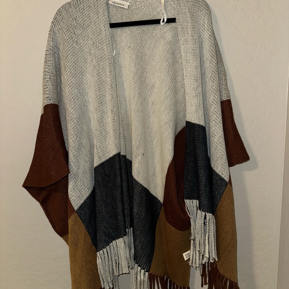 Colorblock Fringe Cardigan - Picture 2 of 4